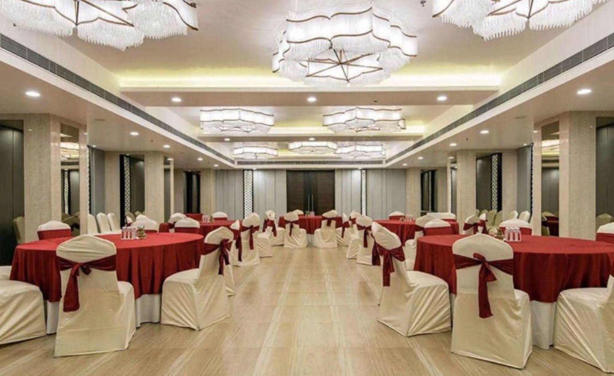 Regenta Central Deccan Chennai, Royapettah Extérieur photo