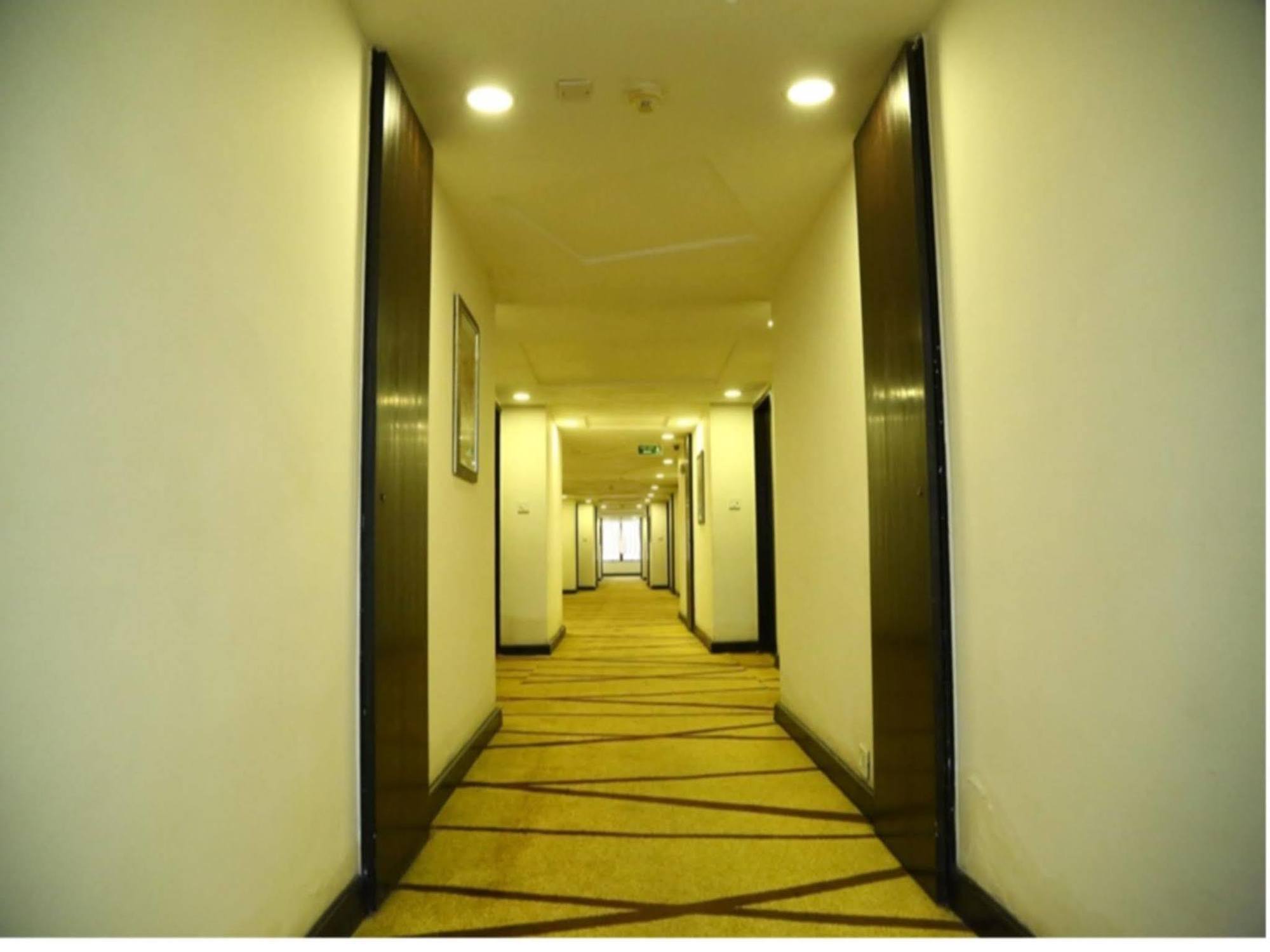 Regenta Central Deccan Chennai, Royapettah Extérieur photo