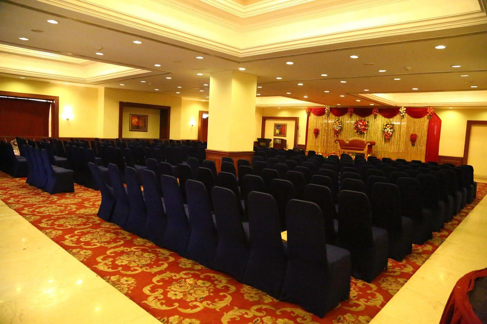 Regenta Central Deccan Chennai, Royapettah Extérieur photo