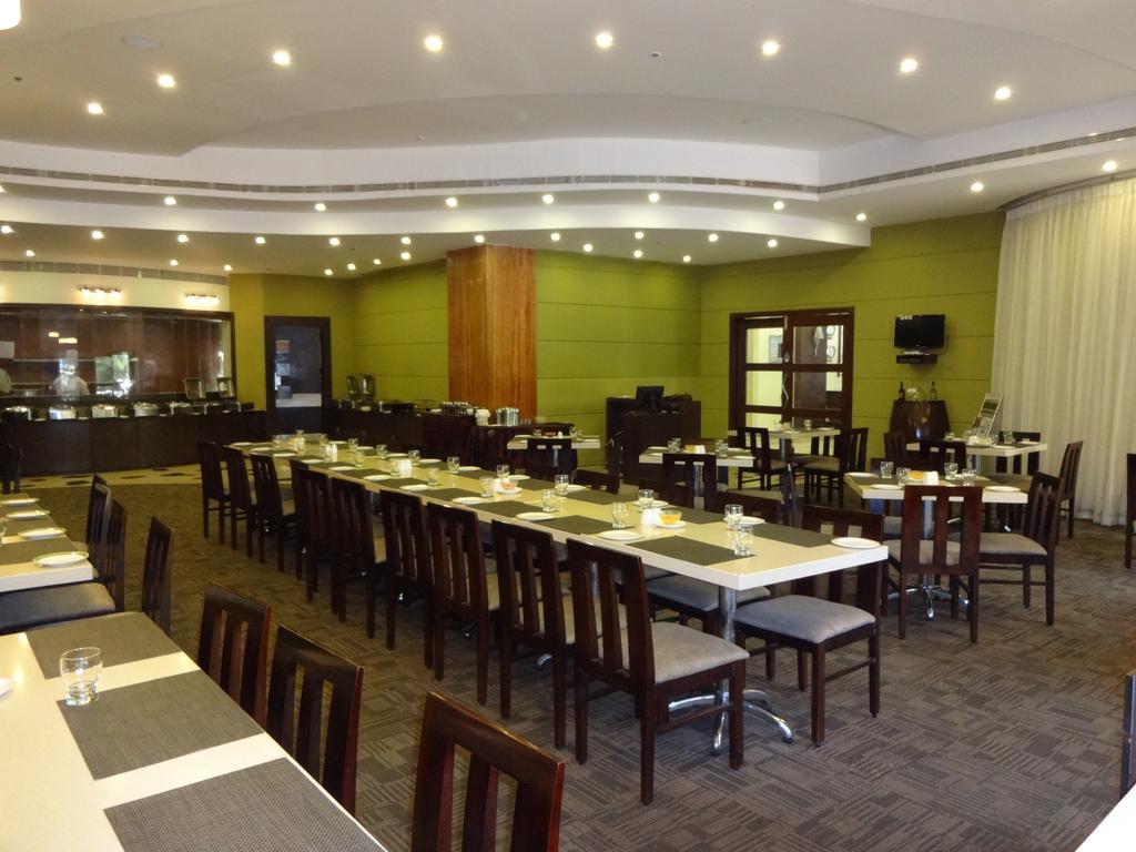 Regenta Central Deccan Chennai, Royapettah Extérieur photo