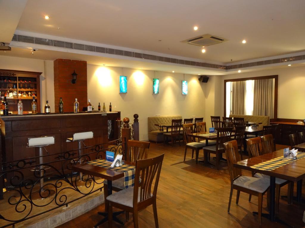 Regenta Central Deccan Chennai, Royapettah Extérieur photo